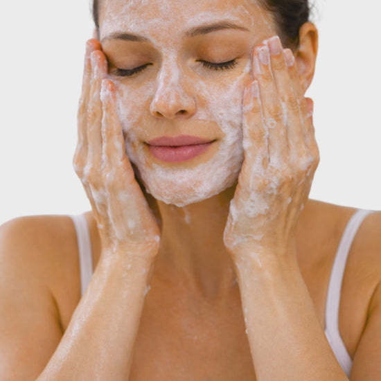 How to apply Syn-Ake snake venom peptide serum with derma roller.