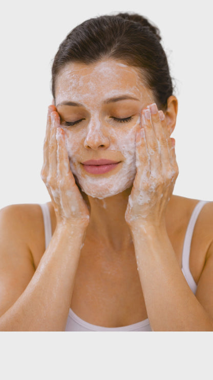 How to apply Syn-Ake snake venom peptide serum with derma roller.